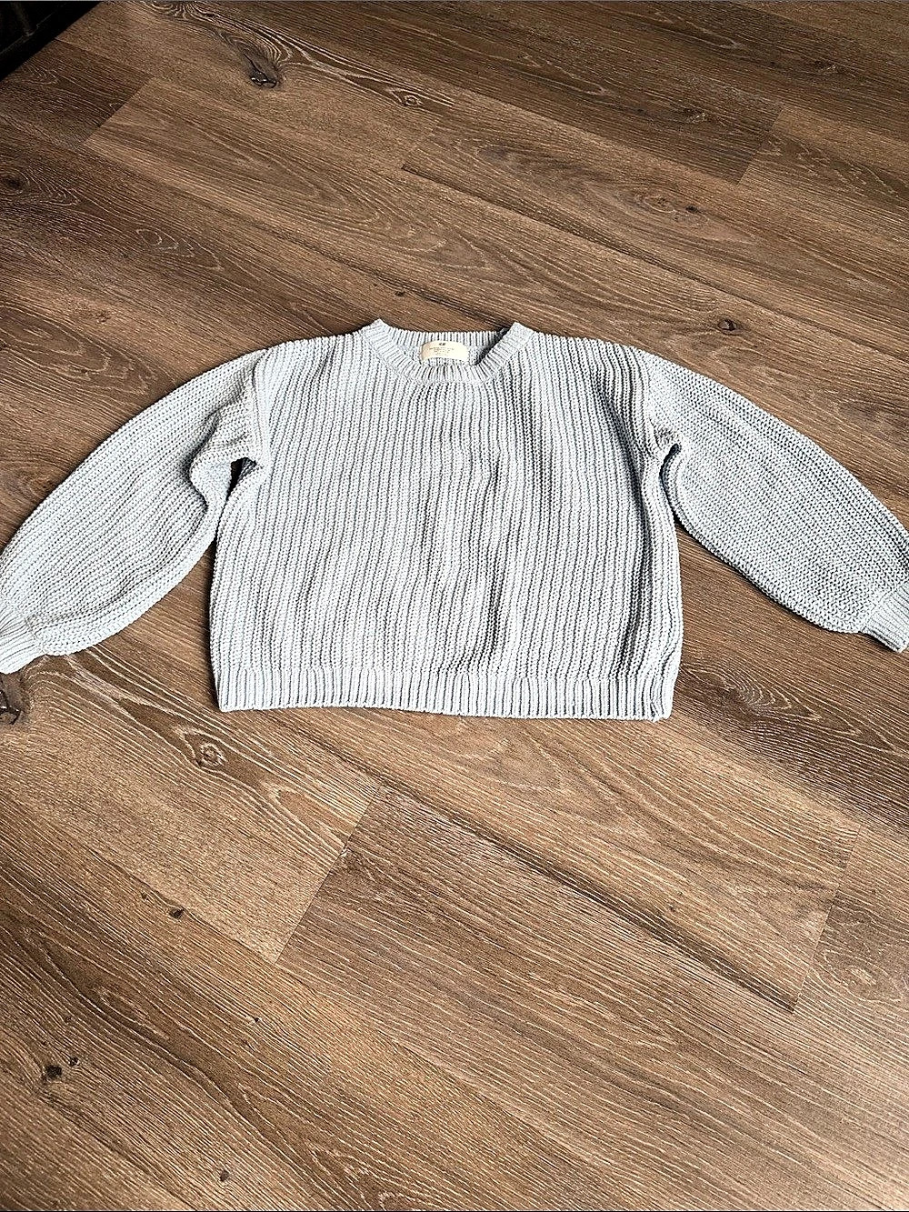 H&M Gray Crew Neck Sweater